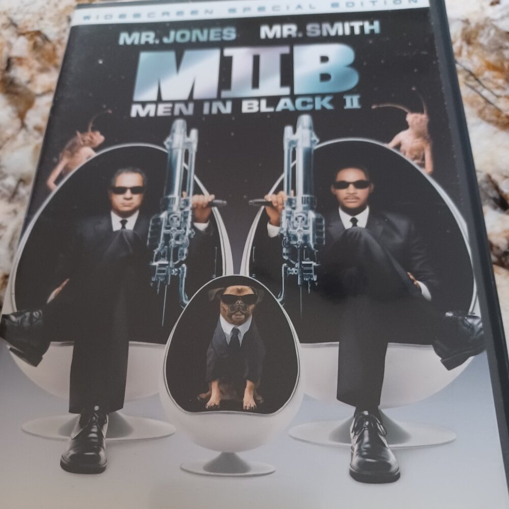 NWOT MEN IN BLACK 2 DVD MOVIE SET
